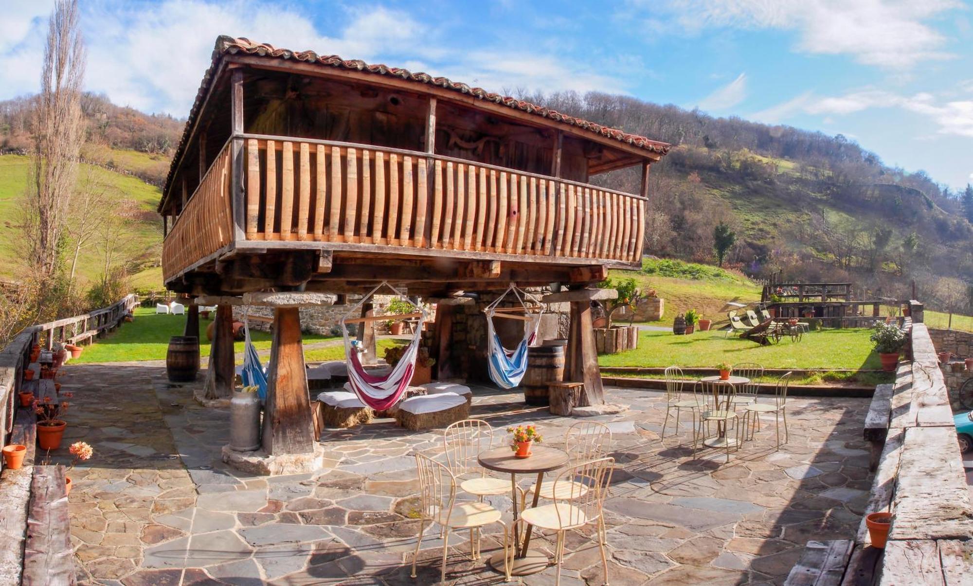 فندق Casona De El Castaniu Serrapio المظهر الخارجي الصورة