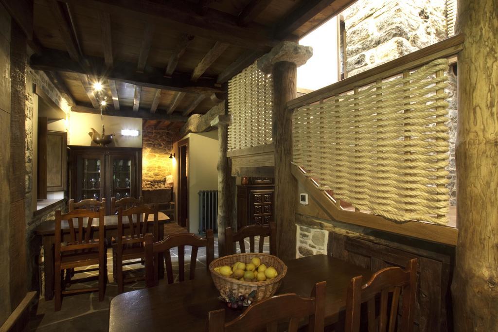 فندق Casona De El Castaniu Serrapio المظهر الخارجي الصورة