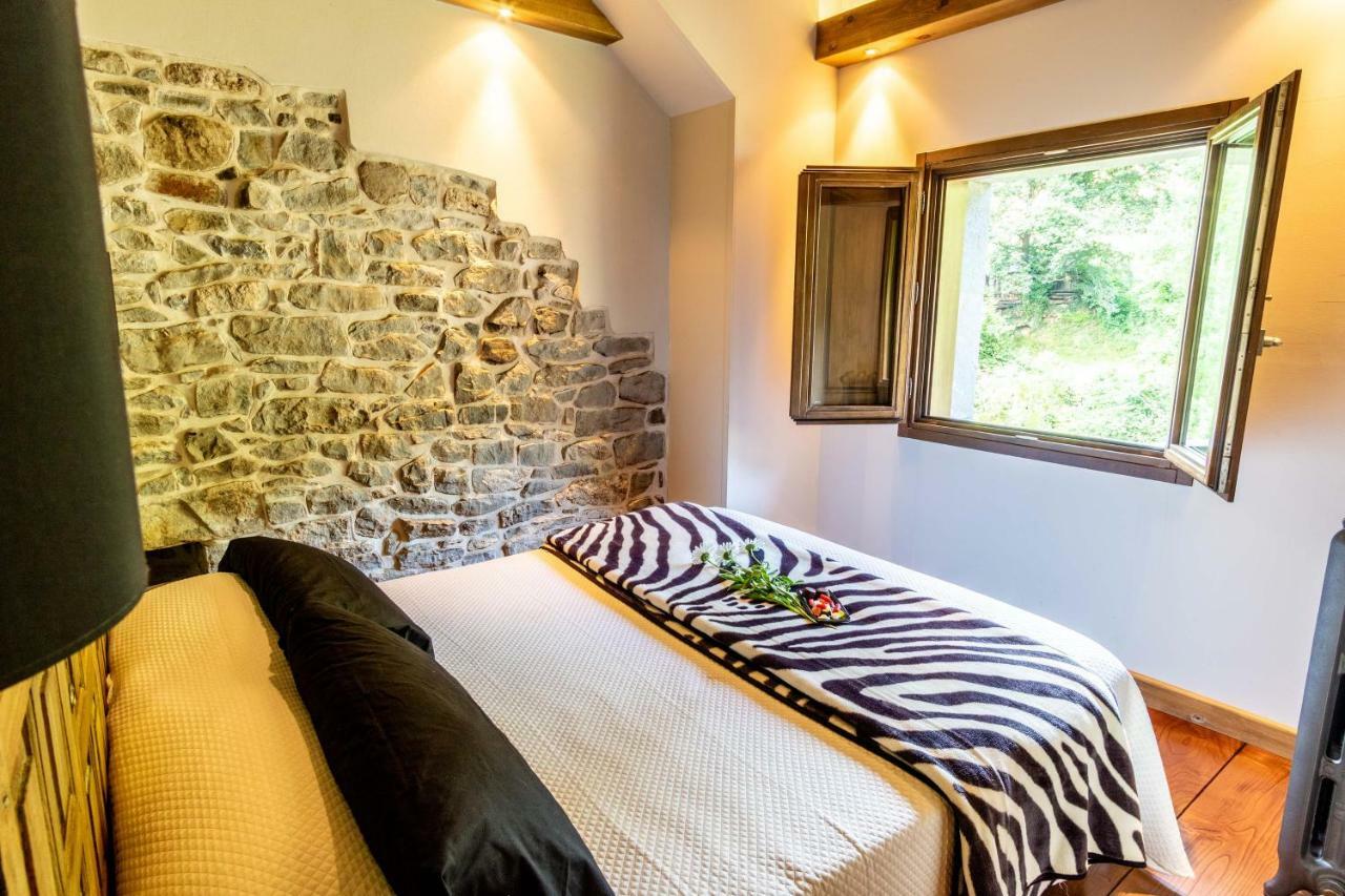فندق Casona De El Castaniu Serrapio المظهر الخارجي الصورة
